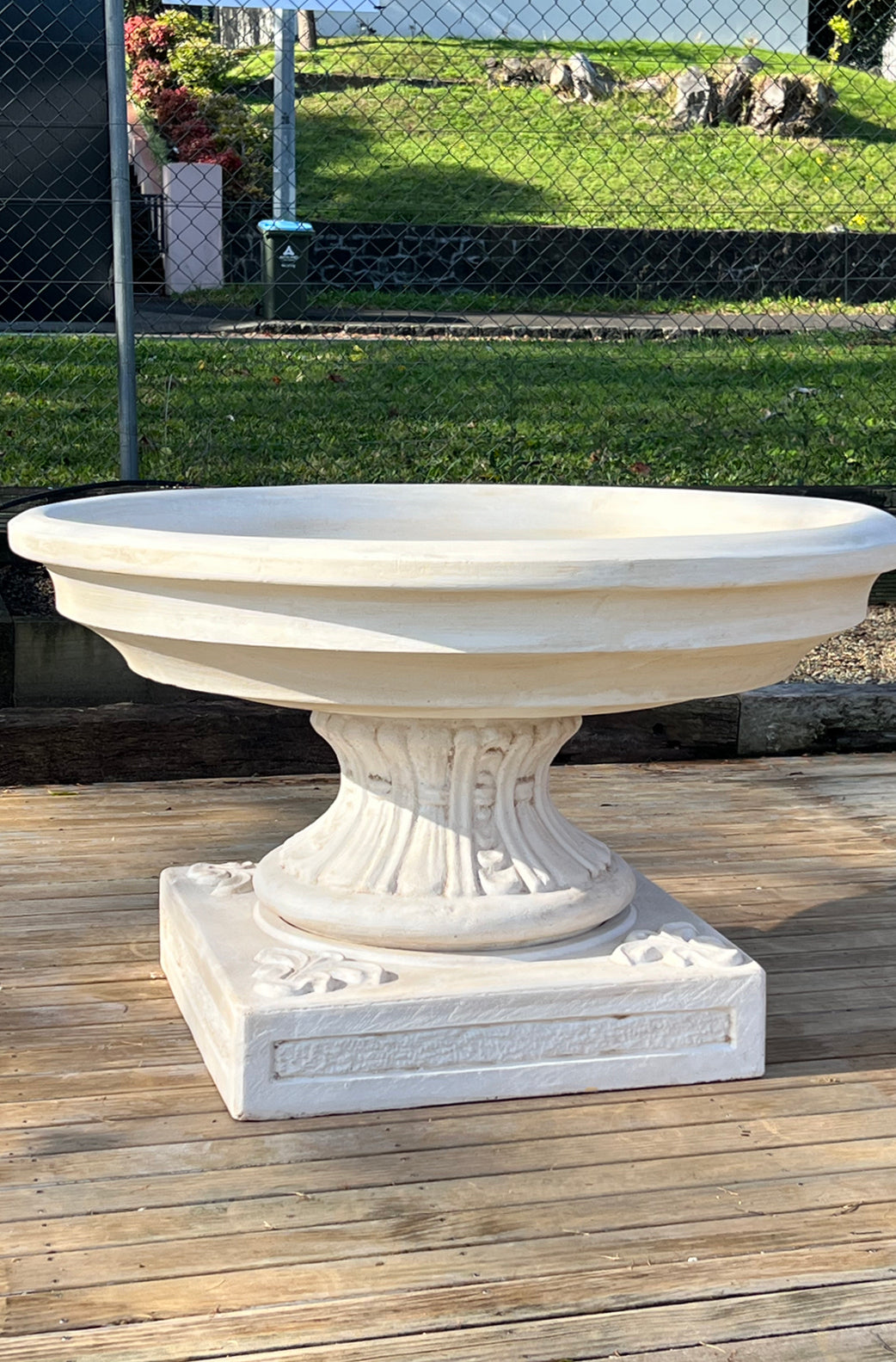 The Loire Planter from Faraway Garden is a stunning, large planter ideal for use as a focal point in the garden, or on a patio or terrace. It's elegantly moulded pedestal sits on a beautiful base with fleur de lis motif that gives extra stability and artistry.   It makes a wonderful planter in a more formal garden setting and is ideal planted in mass annuals or bulbs. It can also be used as a water feature with irises and fish.