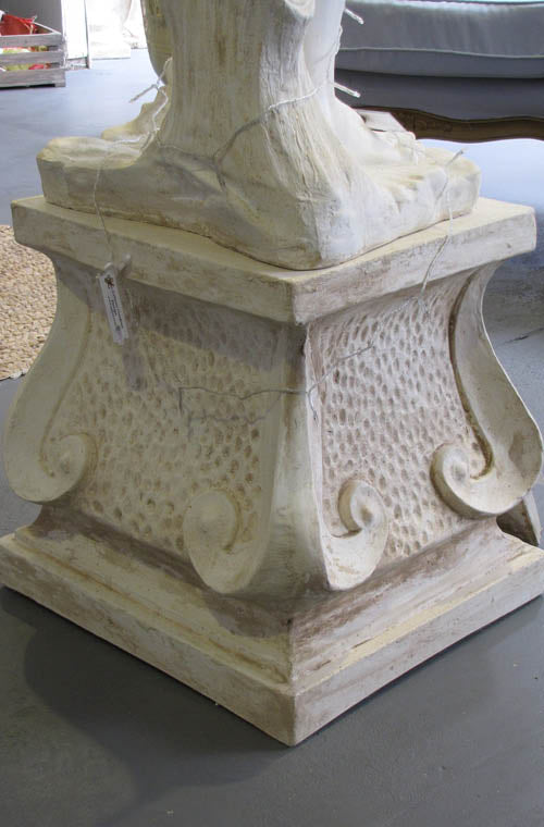 Faraway Garden Belvoir Pedestal