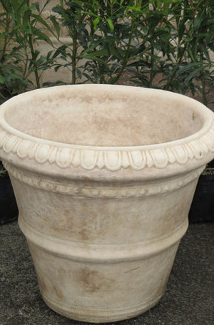 Phoenix Italia Urns & Planters