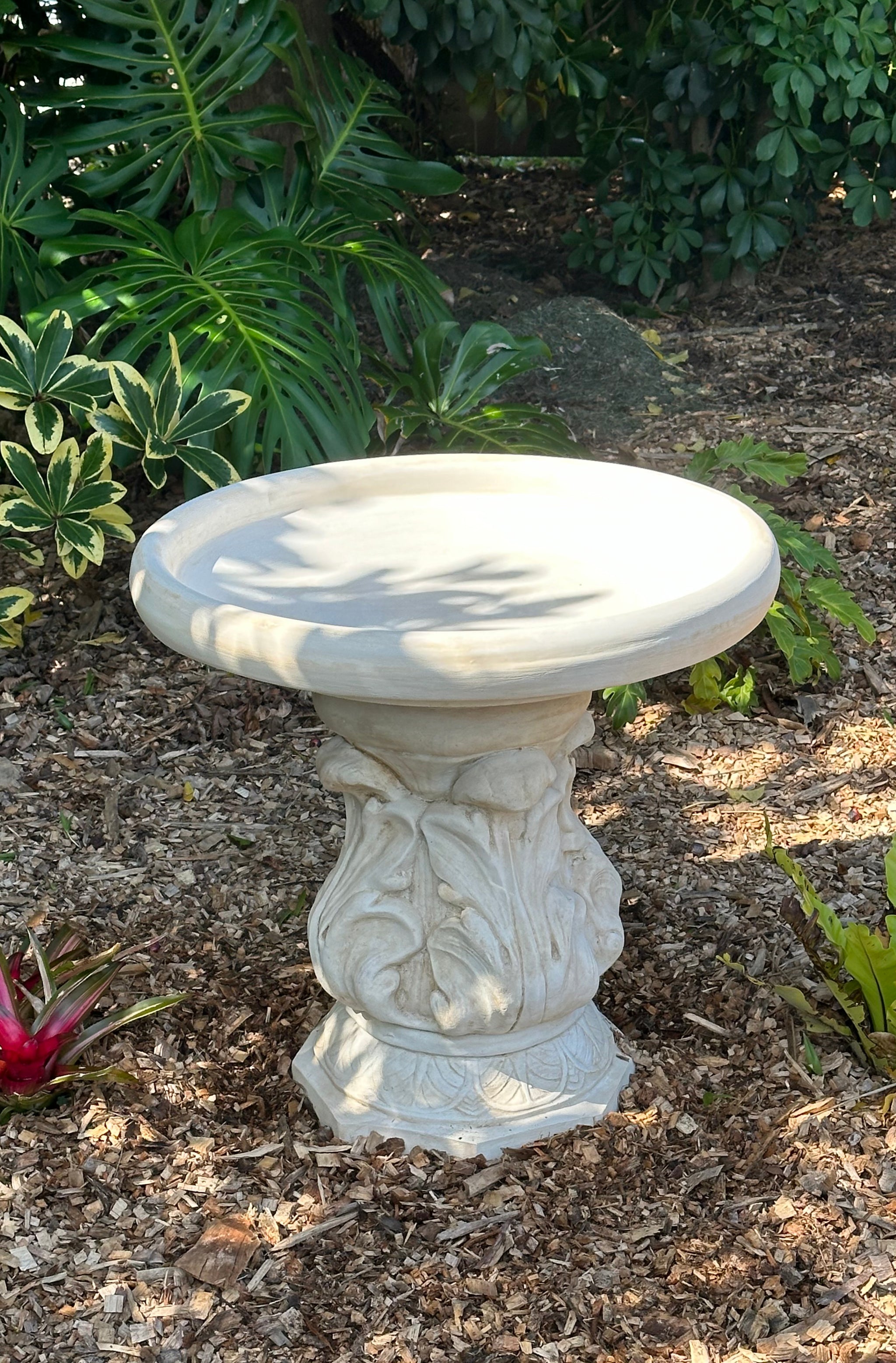 Faraway Garden Acanthus Bird Bath