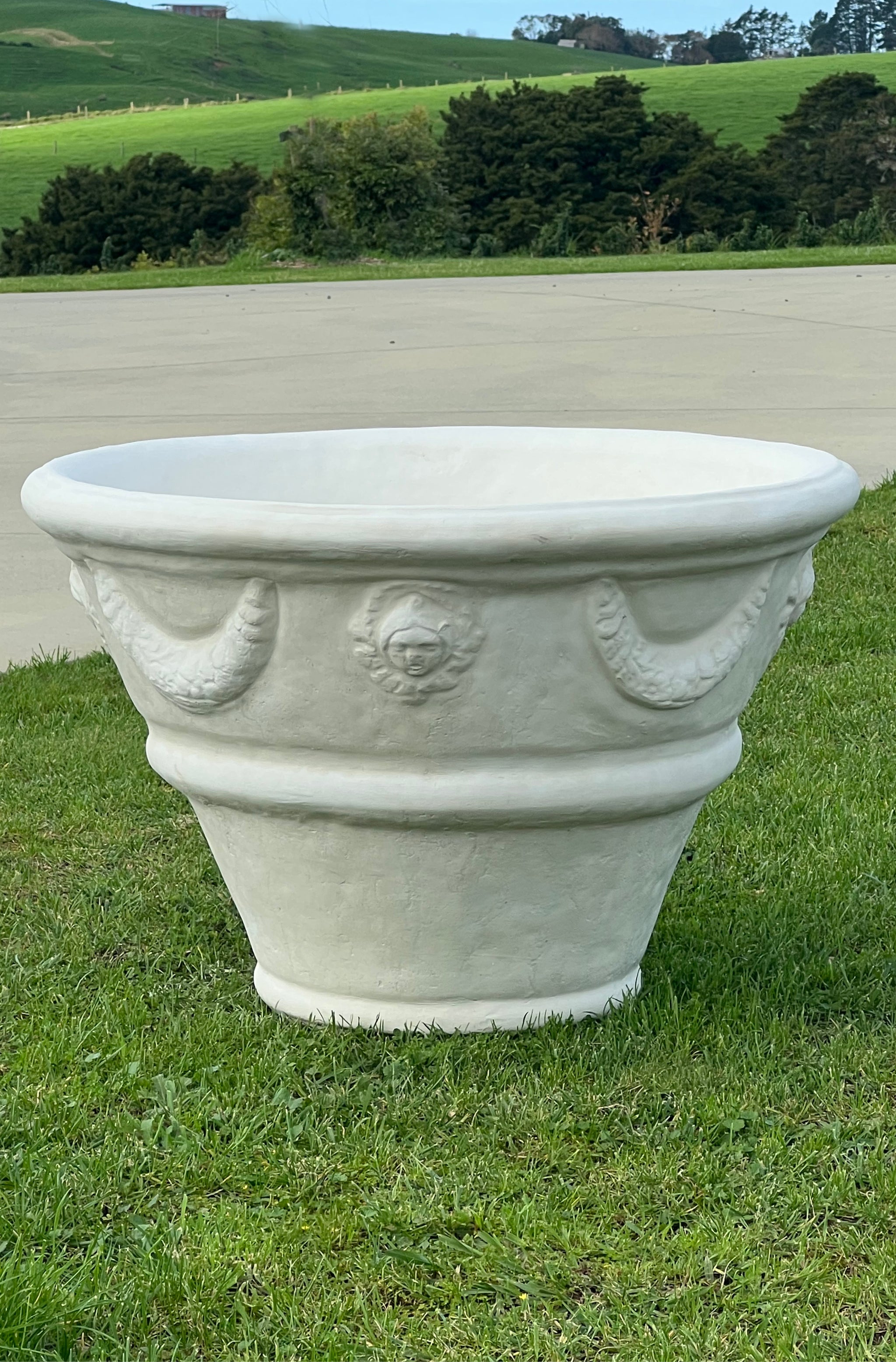 Faraway Garden Lauder Planter