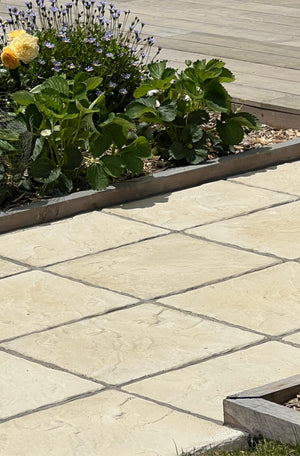 Faraway Garden Villa Pavers