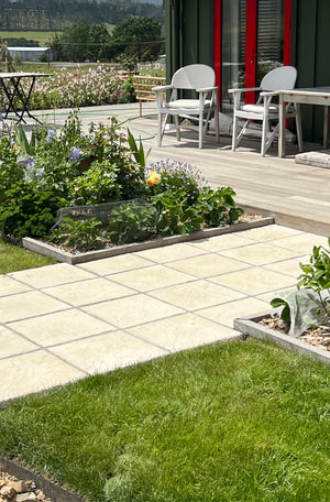 Faraway Garden Villa Pavers