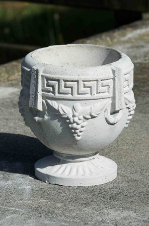 Faraway Garden Isolde Urn