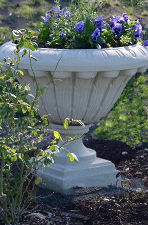 Faraway Garden Esme Urn